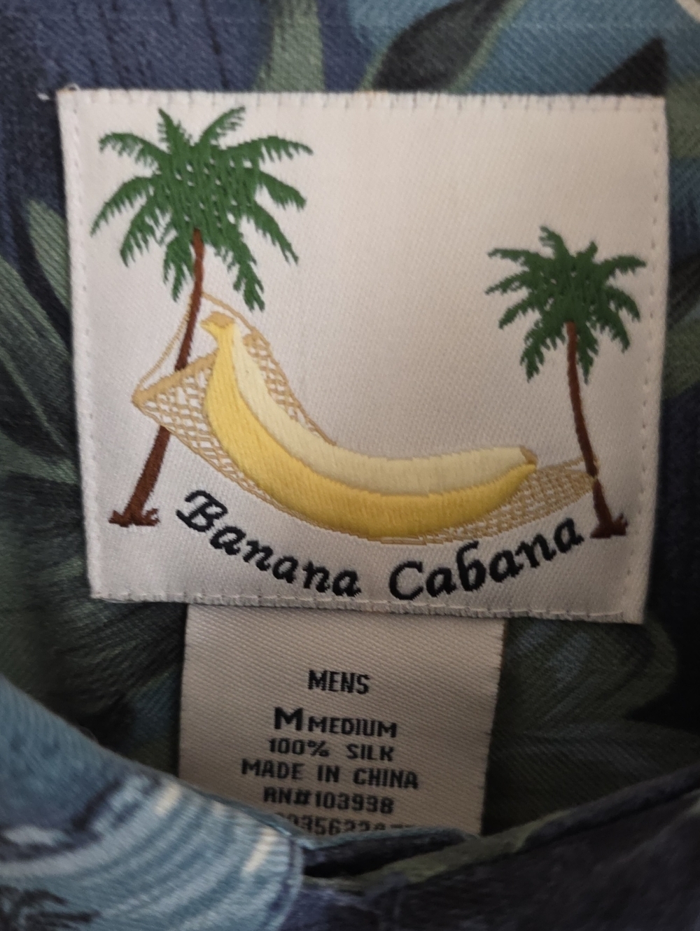 *Banana Cabana 100% Silk Hawaiian Shirt Mens Medium Parrot Tropical Camp Aloha - Picture 4 of 9